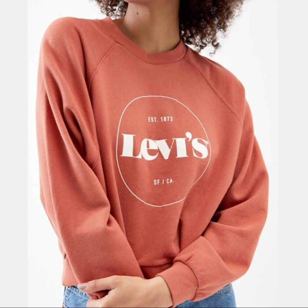 NWT Levi’s Salmon Cropped Sweater